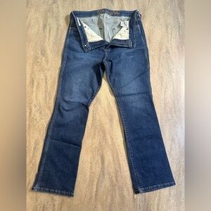 Wrangler Dark High Rise Slim Boot, Blue Jeans SZ 31/32 EUC